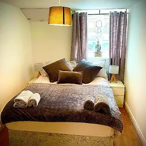T-post Aparthotel